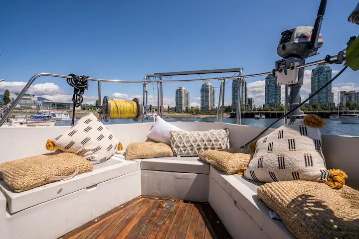 Birthday Boat Rental - Mystic Voyager - Image 8